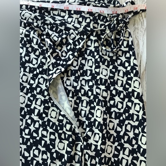 Sigrid Olsen Vintage Wrap Skirt Navy / Cream Geometric Print size M - Picture 7 of 12